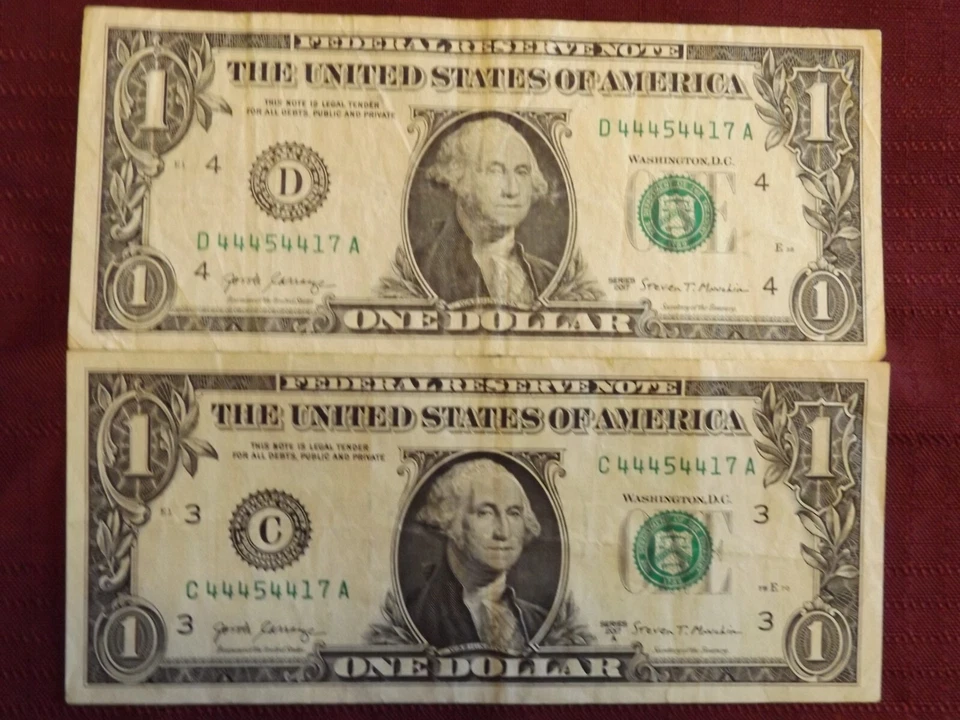 My-Recently-Acquired-Five-Sets-Of-Duplicate-Serial-Number-Dollar-Bills